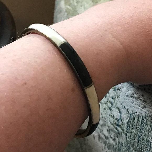 Costume Jewelry Bangle - cute for summer - Picture 2 of 8